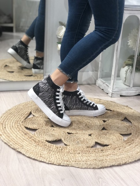 BOTA ZEBRA